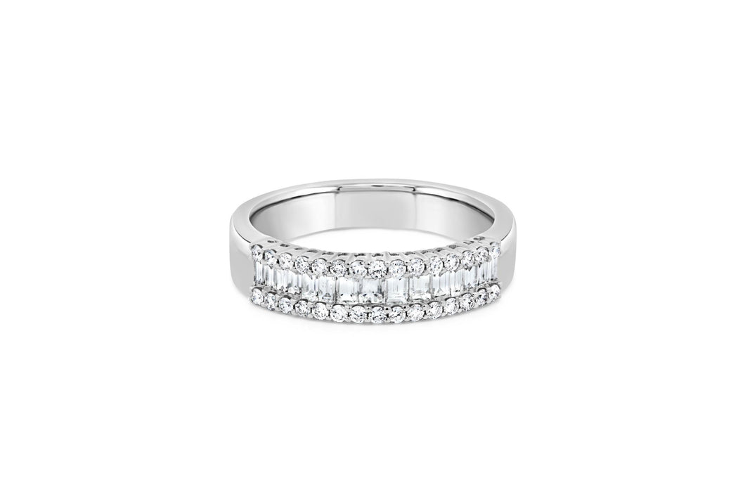 14kt White Gold Baguette Diamond Wedding Band